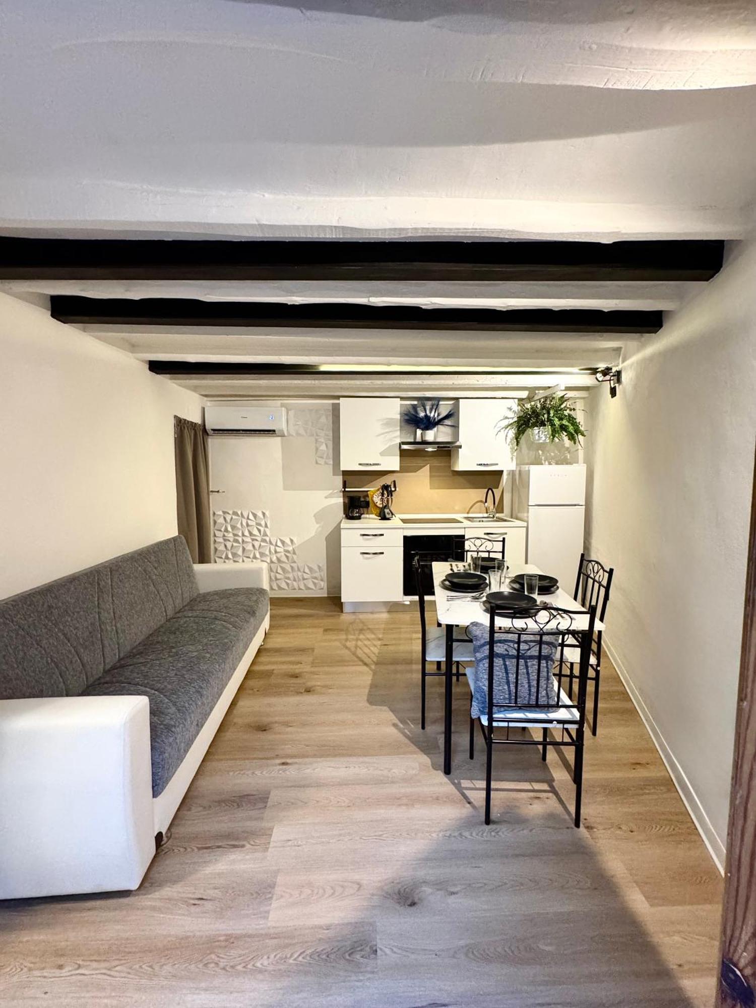 Serenity House Apartamento *